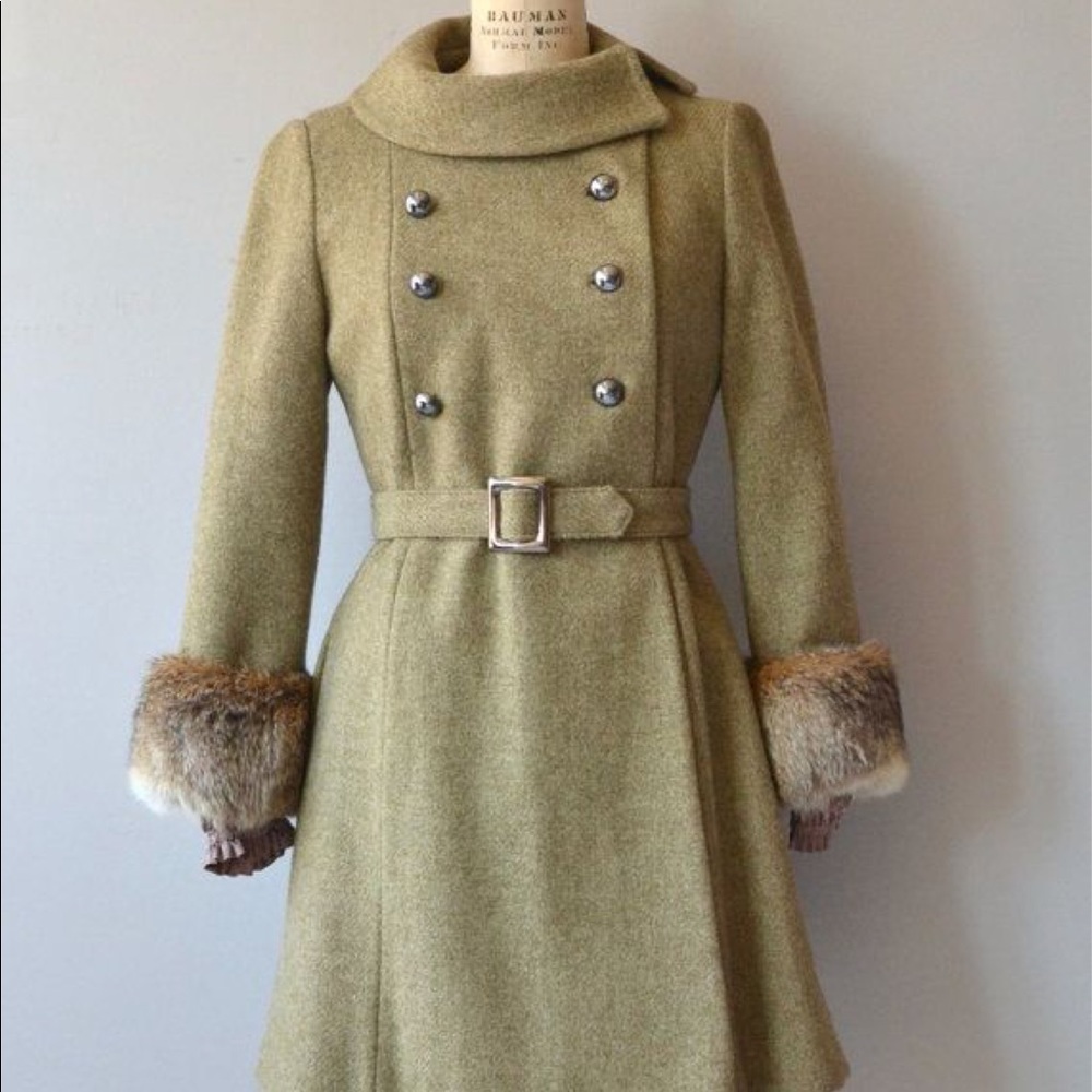 Field House Coat, Vintage 1960s Coat Fox Fur Trim Wool Coat, Size sm/md